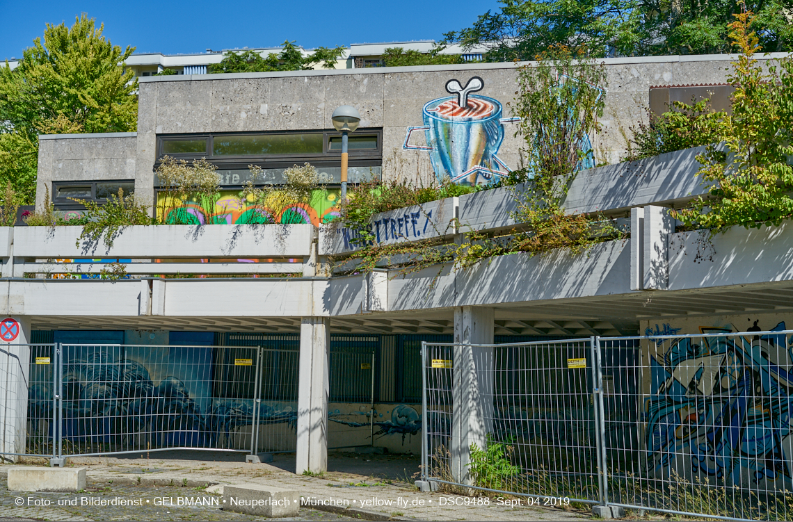 04.09.2019 - Einkaufs- und Wohnzentrum Quiddestraße in Neuperlach